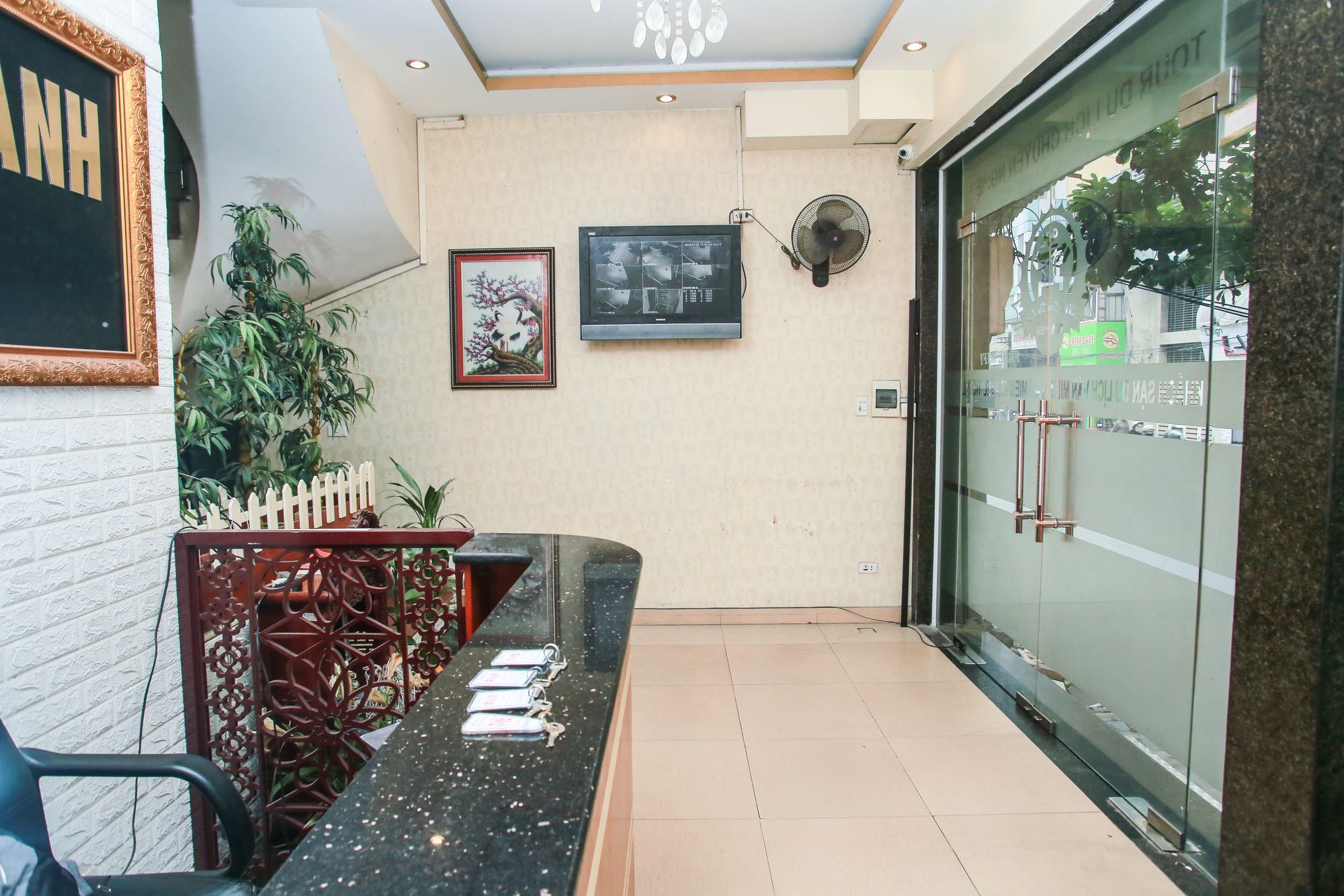 Reddoorz Near Hanoi Railway Station Ngoại thất bức ảnh