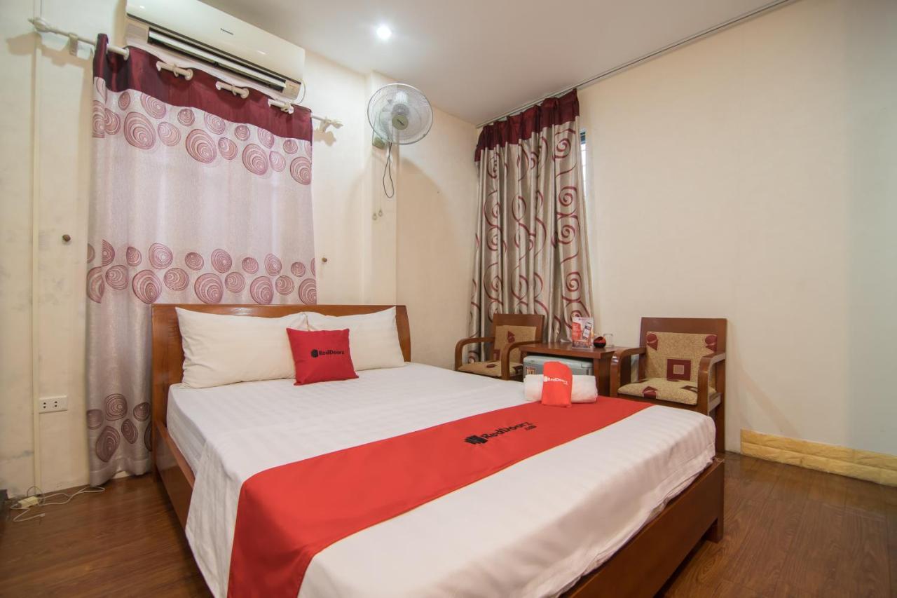 Reddoorz Near Hanoi Railway Station Ngoại thất bức ảnh